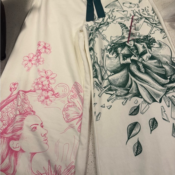 WICKED KATIE KIME WideLeg Lounge Sweatpants Extra Extra Large CreamW/ELPHABA XXL - Picture 4 of 7